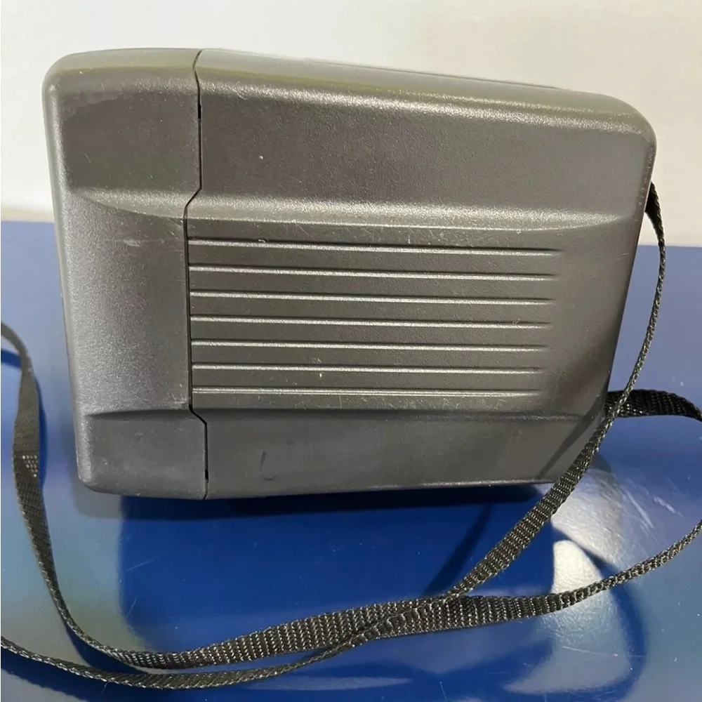 Polaroid One Step Close Up Instant Camera Flash Vintage 80s 90s Black Strap